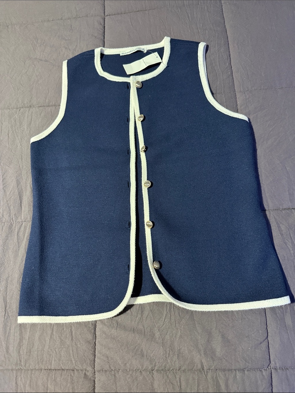 NWT Abercrombie button up vest